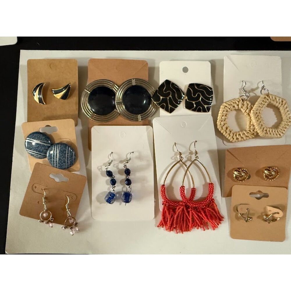 Earrings lot